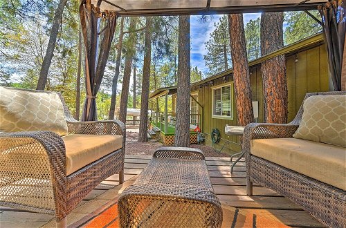 Foto 22 - Pine Cabin in the Woods w/ Yard + Grill