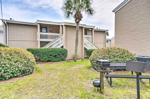 Photo 20 - Sunny Destin Condo w/ Pool & Beach Access