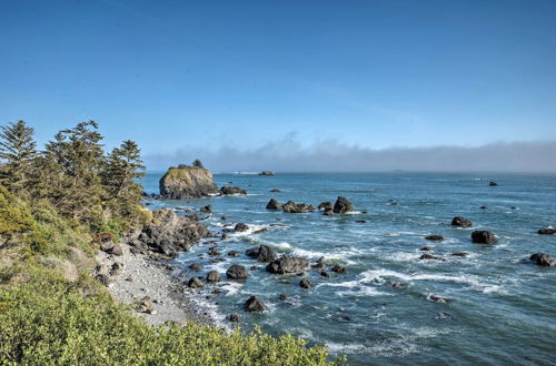 Photo 2 - Coastal Getaway by Pebble Beach & Redwoods