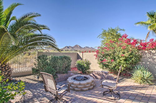 Foto 11 - Elegant Fountain Hills Home w/ Fire Pit + Mtn View