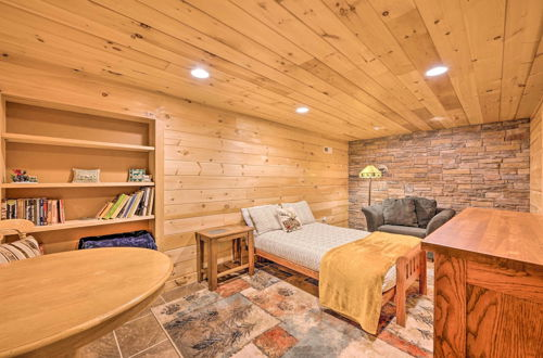 Foto 28 - Charming Cabin w/ Deck, 10 Min to Bretton Woods