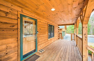 Photo 3 - Charming Cabin w/ Deck, 10 Min to Bretton Woods