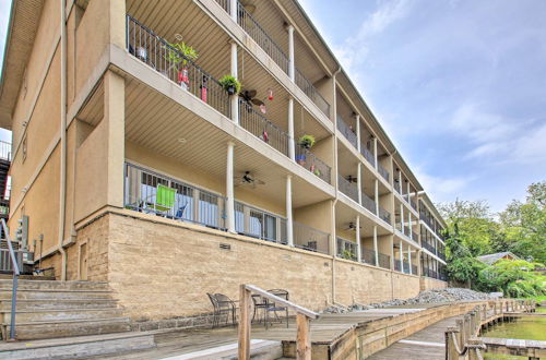 Photo 17 - Lakefront Hot Springs Condo w/ Balcony + Boat Slip