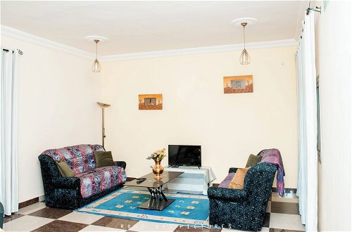 Foto 1 - odza, Modern Apartment, 3 Bedrooms, Private Parking