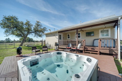 Photo 20 - Charming Hill Country Home w/ Fire Pit & Hot Tub