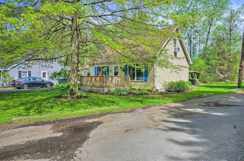 Photo 2 - Cozy Auburn Retreat w/ Hot Tub - Walk to Lake