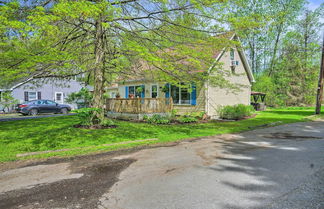 Photo 2 - Cozy Auburn Retreat w/ Hot Tub - Walk to Lake