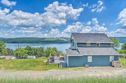 Photo 3 - Watkins Glen Lakeview Cottage w/ Waterfall