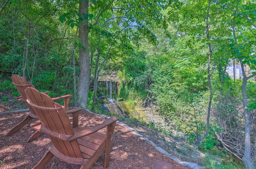 Photo 4 - Watkins Glen Lakeview Cottage w/ Waterfall