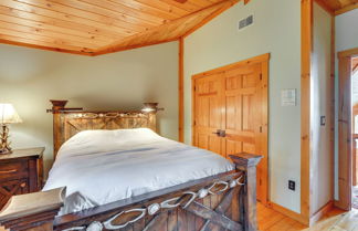 Photo 2 - Luxury Log Cabin w/ EV Charger & Mtn Views