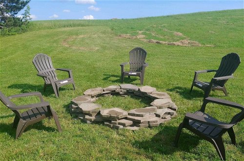 Foto 10 - Mountain Top Country Hideaway: 48 Acres, Fire Pit