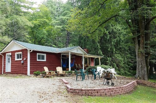 Photo 1 - Rustic Asheville Cabin: 20 Acres w/ Swimming Pond