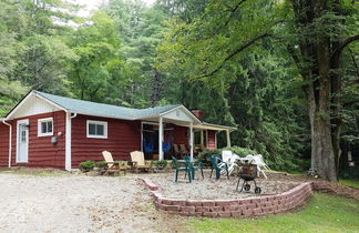 Foto 1 - Rustic Asheville Cabin: 20 Acres w/ Swimming Pond