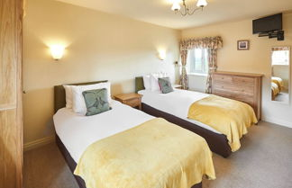 Photo 3 - Host Stay Granary Cottage
