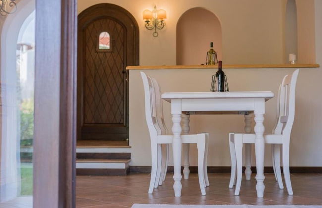 Beautiful Il Giardino Degli Oleandri 1 Bedroom Sleep 4, Plus Extra Child - Foto 15