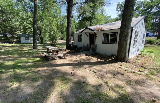 Lincolnwood Cabin 3 - Photo 1