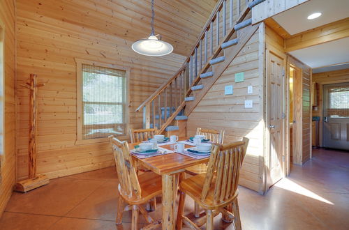 Photo 9 - Cozy Columbia Cabin w/ Shared Lake Dock