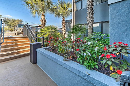 Foto 8 - Bright Myrtle Beach Condo w/ Private Balcony