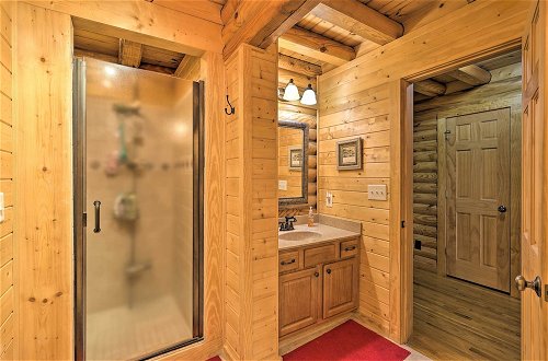 Photo 17 - Purlear Luxury, Spacious Log Cabin w/ Mtn Views