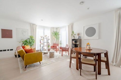 Photo 34 - Gorgeous Central London 2BD Flat - Soho