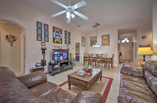 Photo 27 - Spacious Florida Family Home - 10 Mi to Disney