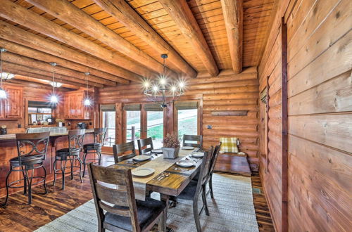 Photo 20 - Private Eureka Springs Cabin w/ Beaver Lake Views