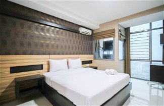 Photo 2 - Homey And Cozy Living 2Br Apartment At Aryaduta Residence Surabaya