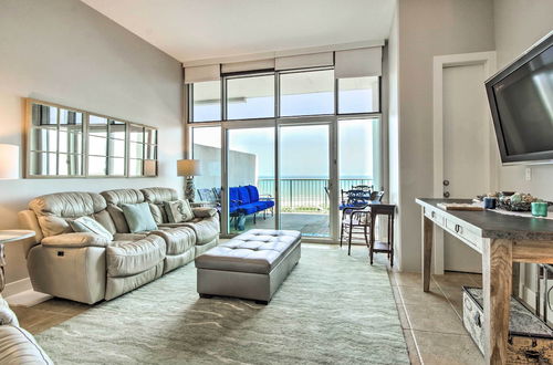 Photo 19 - Beachfront Galveston Condo w/ Community Pool