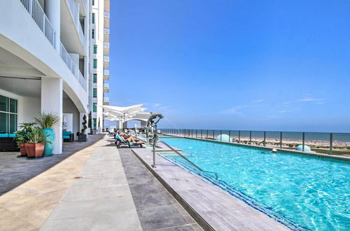 Photo 40 - Beachfront Galveston Condo w/ Community Pool