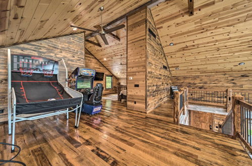 Photo 7 - Galena Cabin w/ Wraparound Porch & Game Room