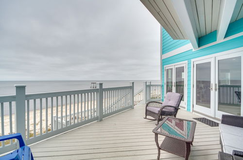 Photo 3 - Ocean Springs 'magnolia Beach House' on Pvt Beach