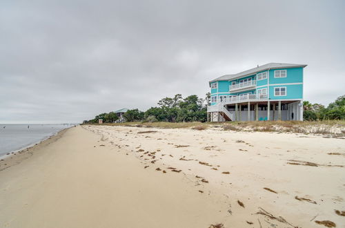 Photo 34 - Ocean Springs 'magnolia Beach House' on Pvt Beach