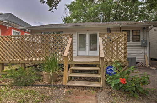 Photo 5 - Gulfport Bungalow by Jones Park/beach Access