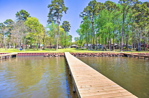 Photo 25 - Pet-friendly Lakefront Getaway w/ Hot Tub