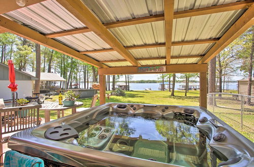 Photo 21 - Pet-friendly Lakefront Getaway w/ Hot Tub