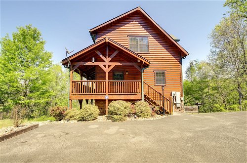 Photo 6 - Secluded Smoky Mountain Cabin w/ Theater & Hot Tub