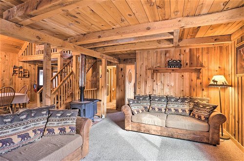 Photo 18 - Whitewood Cabin: Deck, Gas Grill & Hot Tub