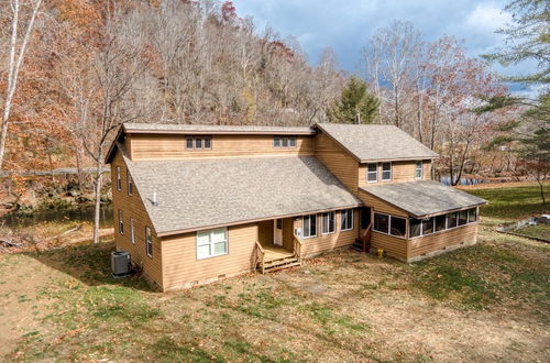 Photo 1 - Newly remodeled 4BR lodge on Wolf Creek