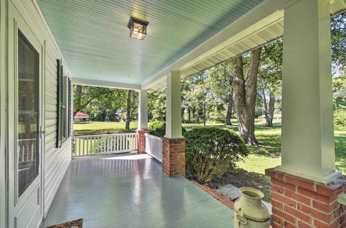 Foto 32 - Cozy Gloucester Getaway w/ Porch & Sunroom