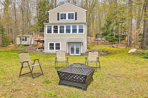 Photo 28 - Lakefront Broadalbin Getaway w/ Deck + Kayaks