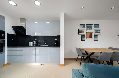 Photo 20 - Modern Cosy Lagos Apartment by Ideal Homes