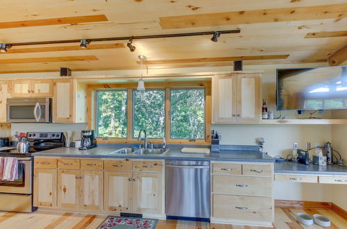 Photo 14 - Idyllic Sturgeon Bay Cabin w/ Fire Pit + View