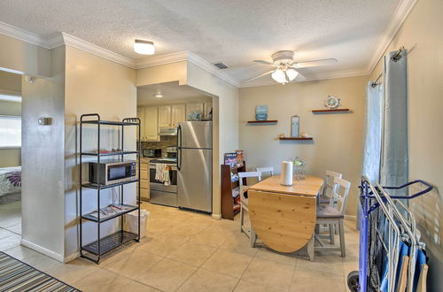 Foto 15 - St. Pete Condo w/ Heated Pool - < 1 Mi to Beach