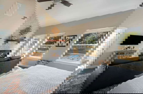 Foto 6 - Luxury Homes! With a Pool-jacuzzi-outdoor Kitchen!