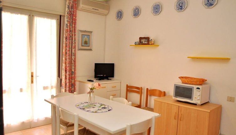 Photo 1 - Lovely Flat Just 150m From the Beach