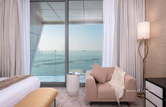 Photo 2 - The Palm Tower Skyline View 2 Bedroom in Dubai