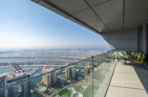 Photo 26 - The Palm Tower Skyline View 2 Bedroom in Dubai