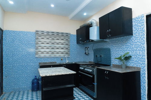 Photo 9 - Charming 3-bed Apartment in Transe Ekulu Phase 6