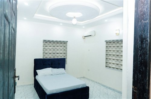 Photo 2 - Charming 3-bed Apartment in Transe Ekulu Phase 6