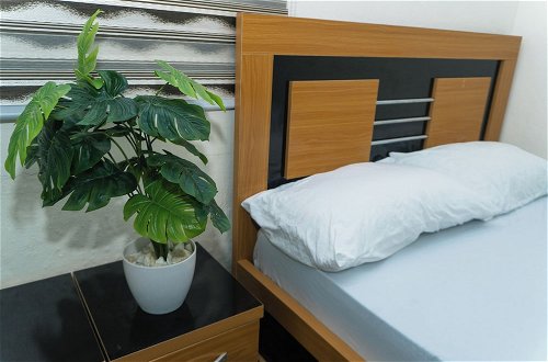 Photo 3 - Charming 3-bed Apartment in Transe Ekulu Phase 6